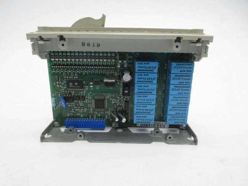 SCHNEIDER AUTOMATION TSXDMZ28DR 24VDC NSNP